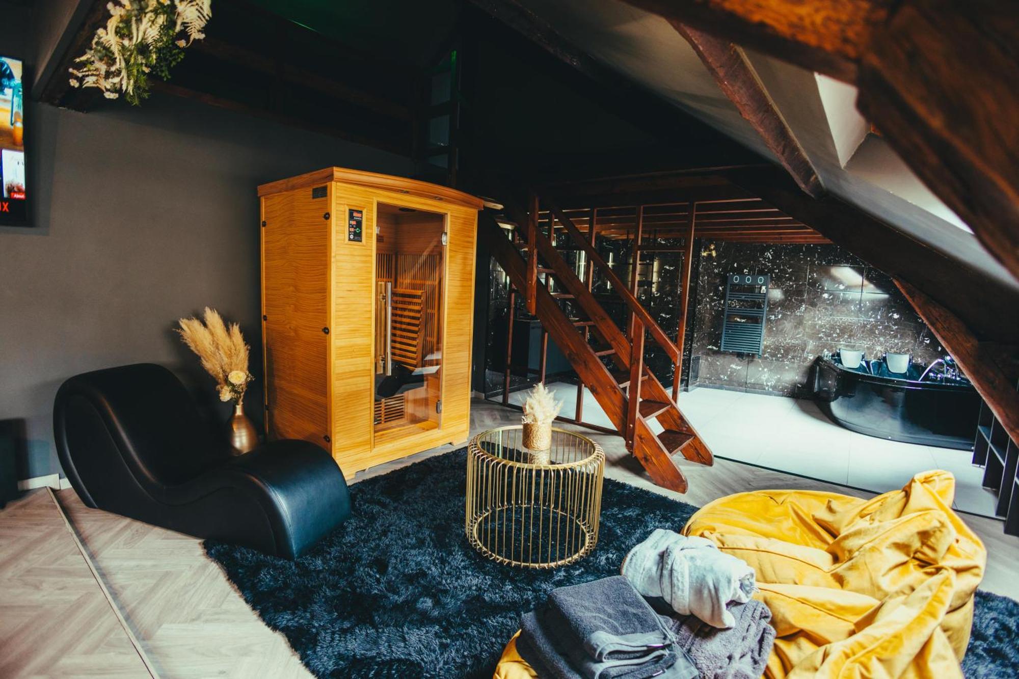 La Marble Room - Suite Balneo & Sauna Анже Экстерьер фото